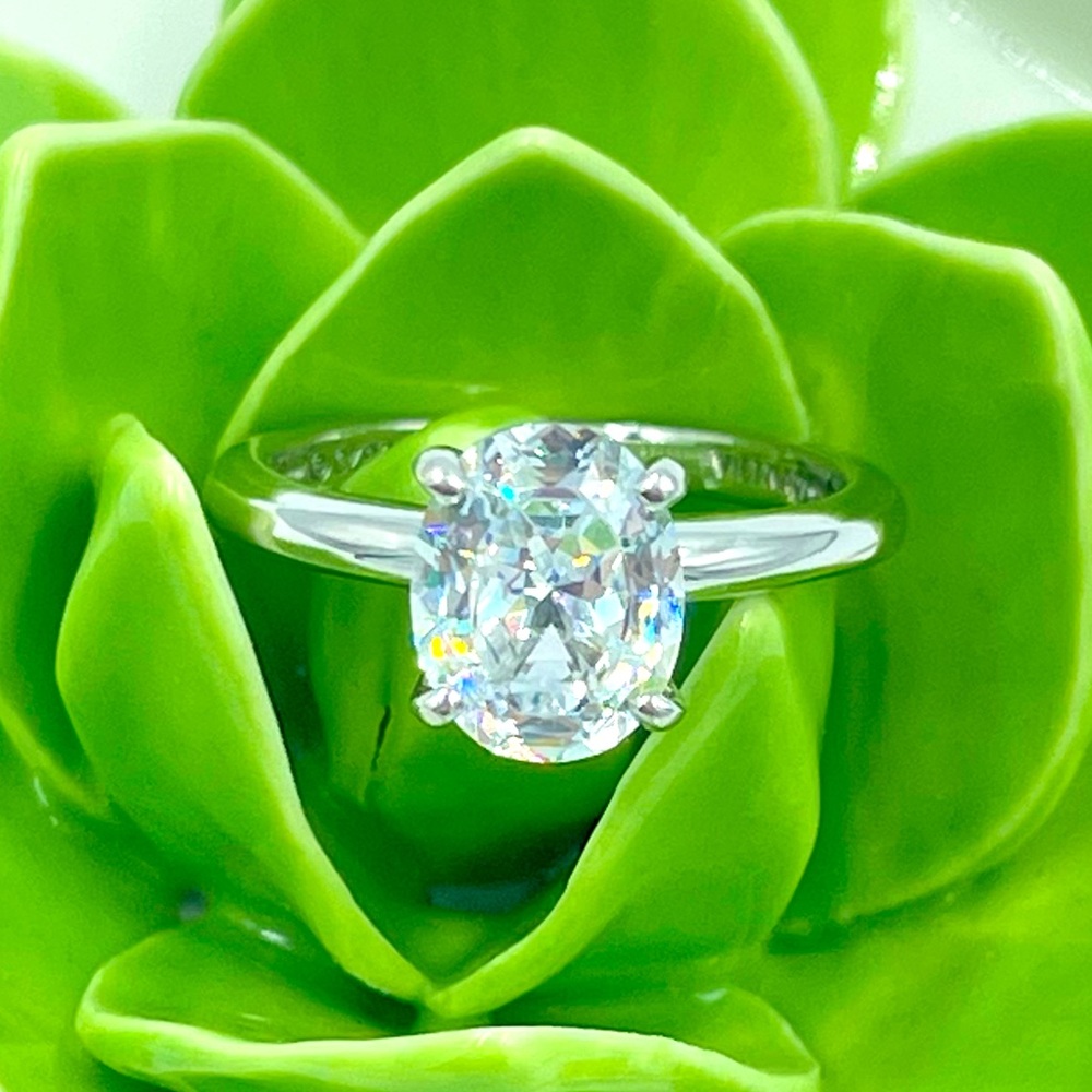 Diamonique Oval Cut Solitaire Ring Size 8 EUC